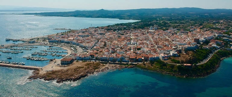 Calasetta, la città bianca, Calasetta Isola di Sant'Antioco, Calasetta escursioni, escursioni in barca a Calasetta, giri in barca a Calasetta, escursioni a Carloforte in barca